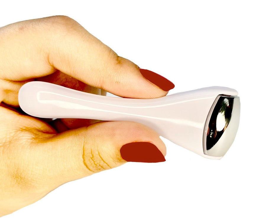 LUMÉ Eye & Face Ice Roller